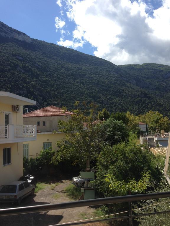 Marvi Hotel Kamena Vourla Exterior foto