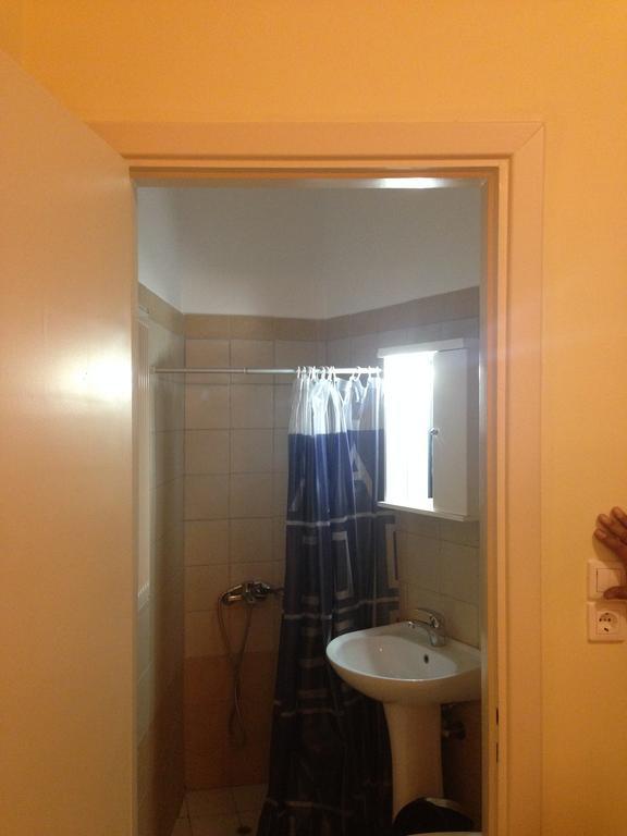 Marvi Hotel Kamena Vourla Zimmer foto